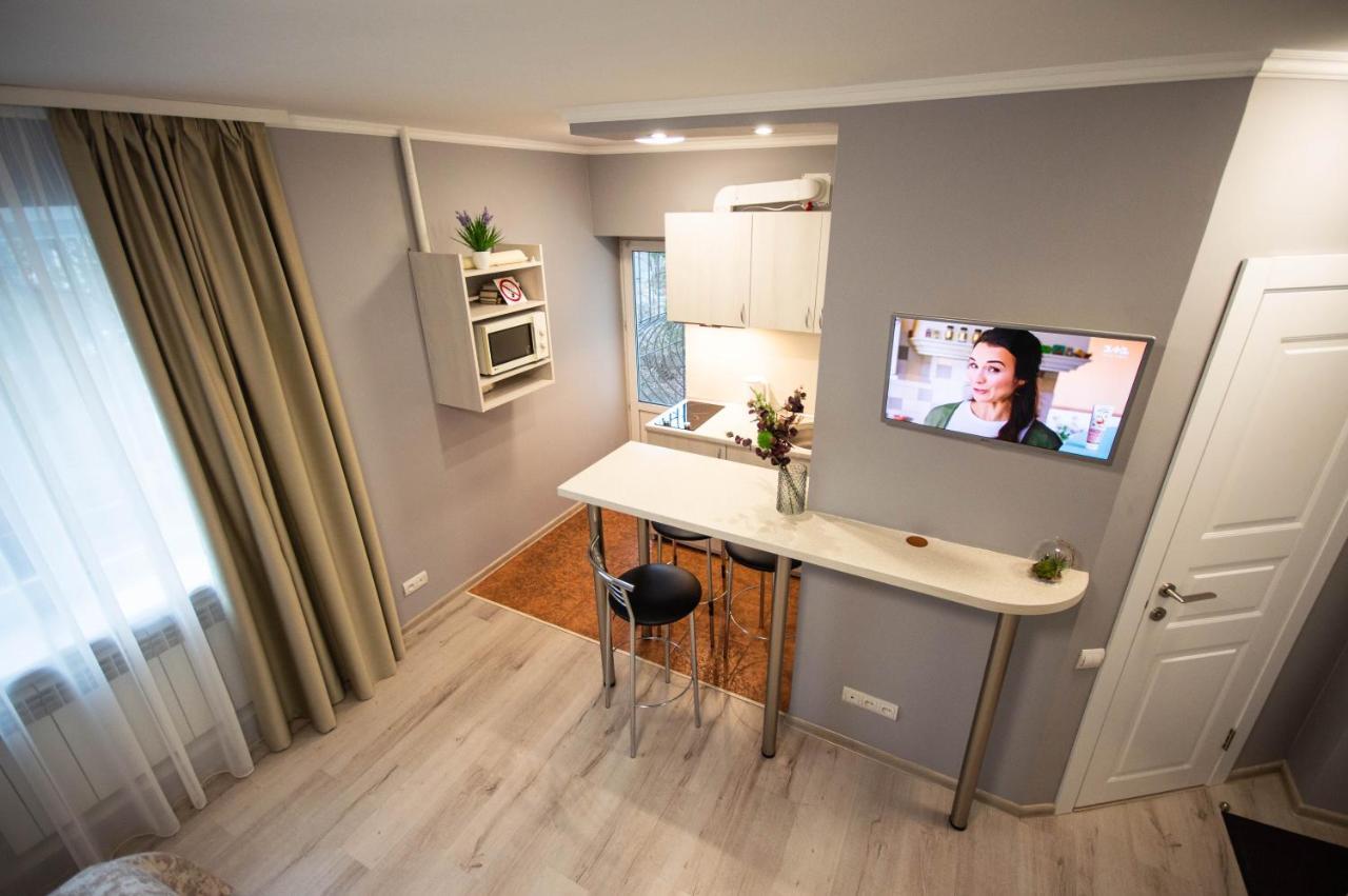 Kyiv Lesi 3 Studio Apartment Ngoại thất bức ảnh